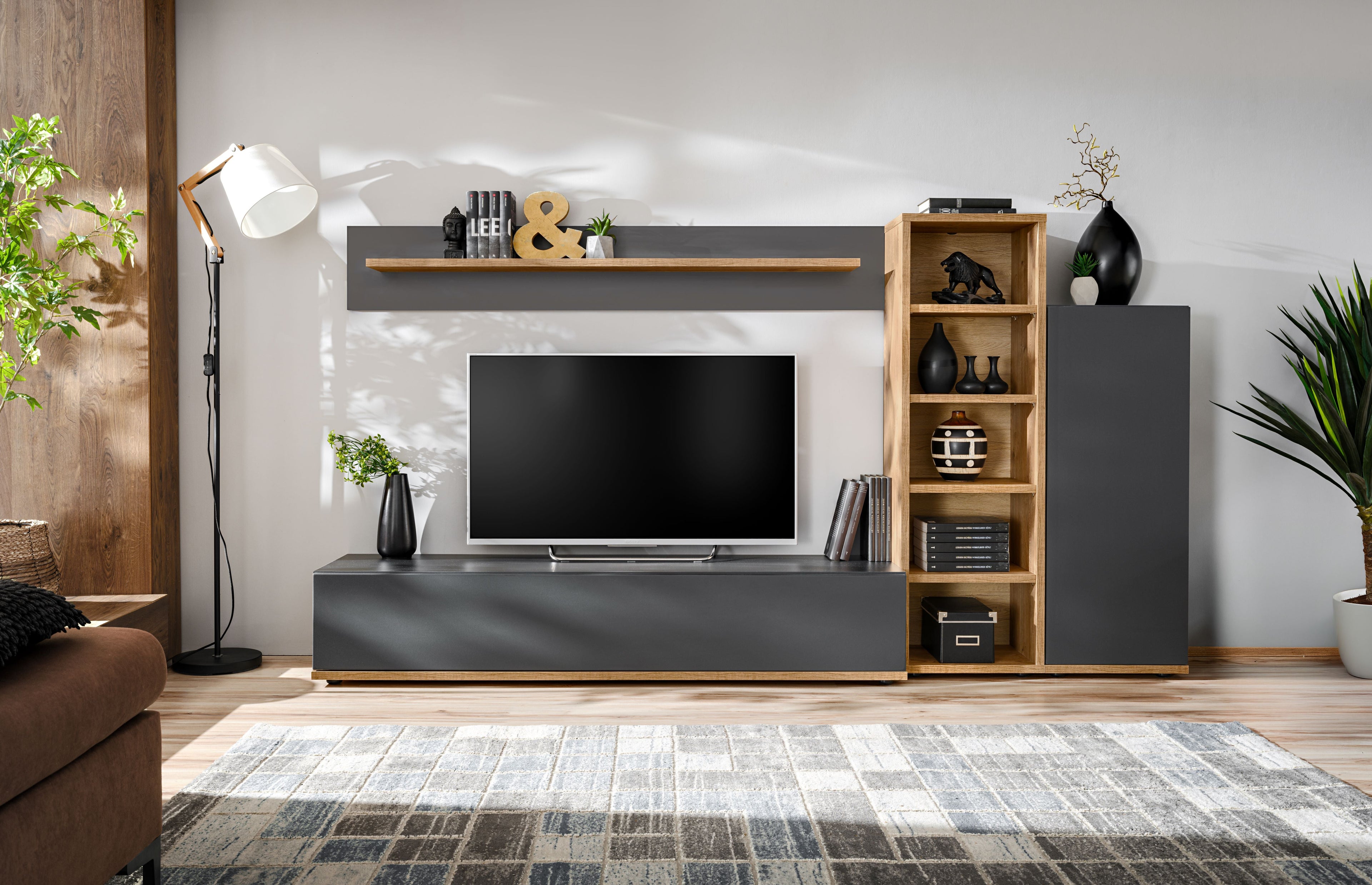 Robin III Media Wall Unit W240cm